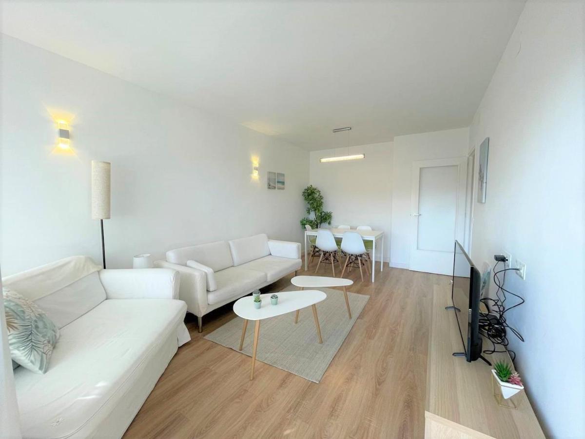 Apartamento Con Piscina Y Gran Terraza Con Vistas - Muy Cerca De La Playa, El Centro Y La Estacion Leilighet Vilassar De Mar Eksteriør bilde