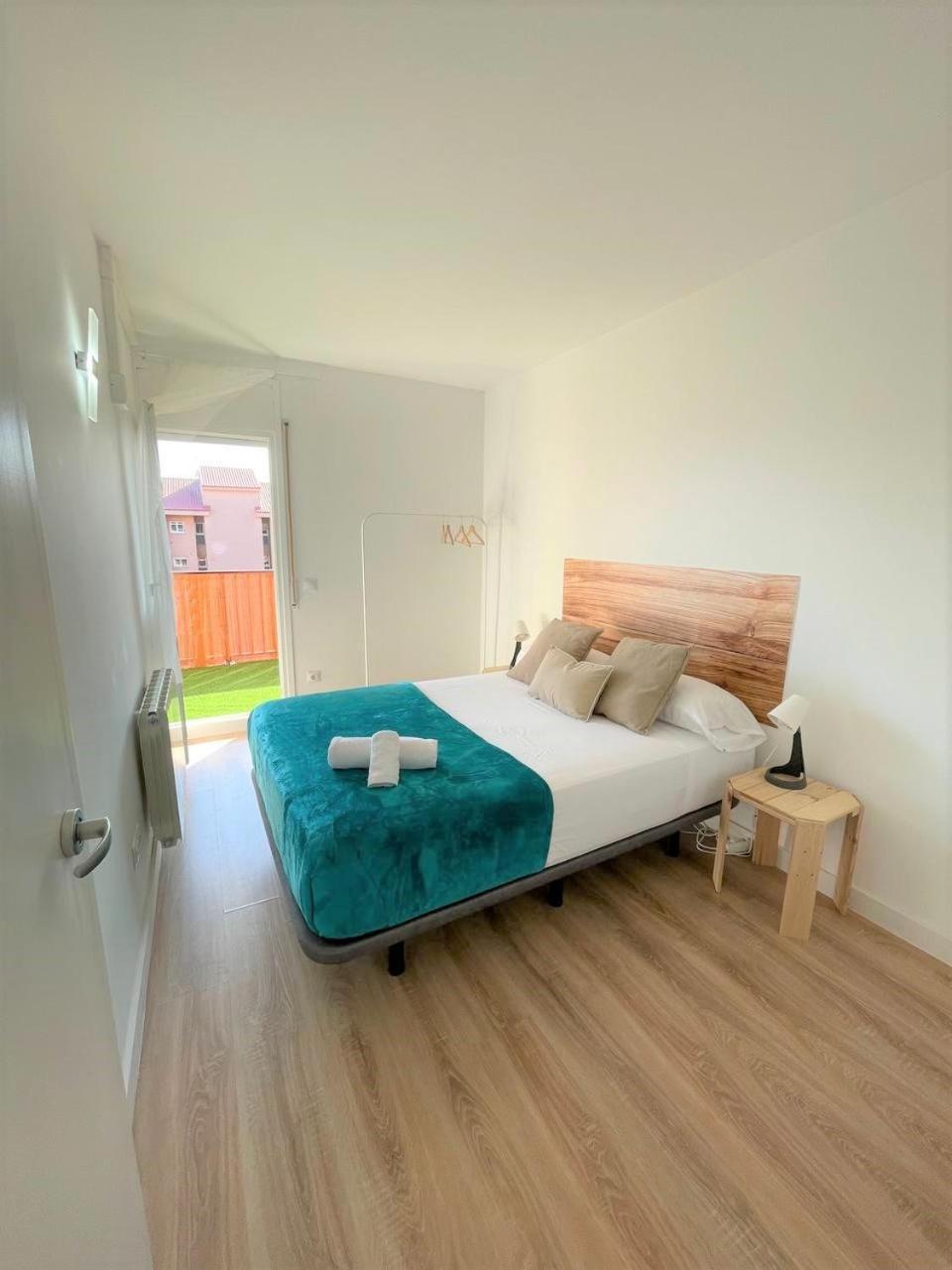 Apartamento Con Piscina Y Gran Terraza Con Vistas - Muy Cerca De La Playa, El Centro Y La Estacion Leilighet Vilassar De Mar Eksteriør bilde